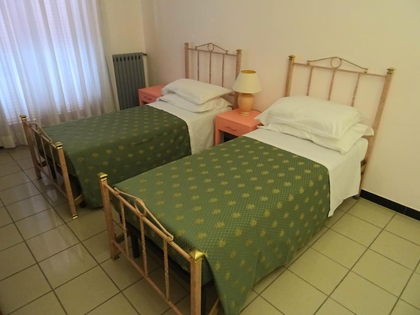 Dalia Appartamento Turistico 카스트로빌라리 객실 사진